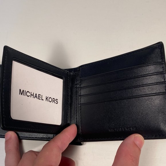 Michael Kors Harrison Navy Blue Saffiano Leather Wallet w/ Passcase / New - Picture 7 of 9